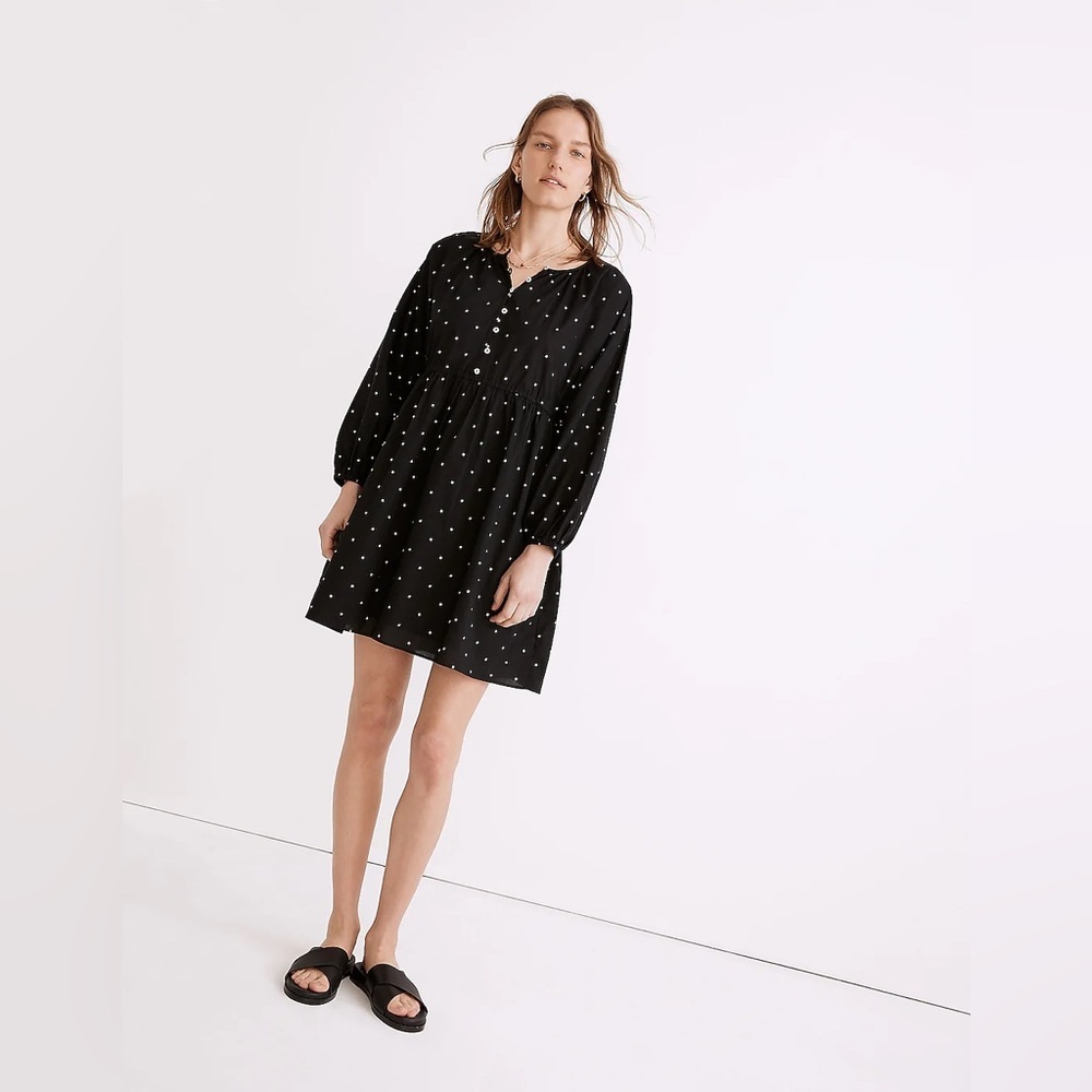 J Crew Item NE752
Button-Front Tie-Waist Mini Dress in Square Spot